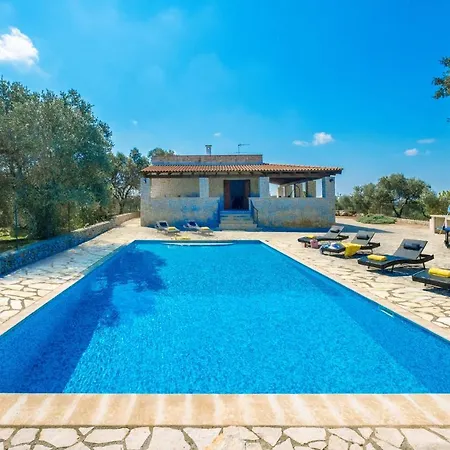 Iolanda By Villa Ostuni