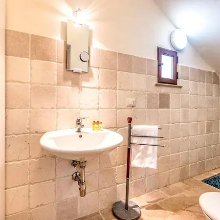 Iolanda By Вилла Остуни